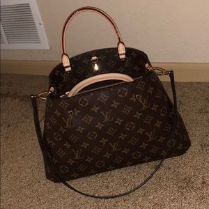 Authentic Louis Vuitton Montaigne MM